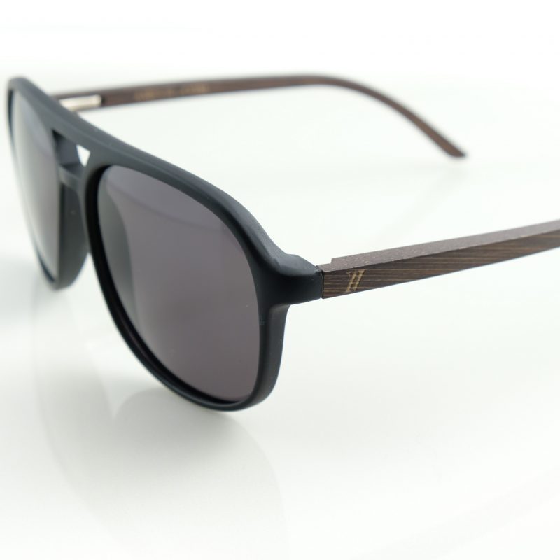 Bamboo sunglasses for men and women