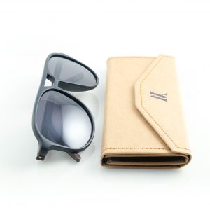 Bamboo sunglasses for men and women